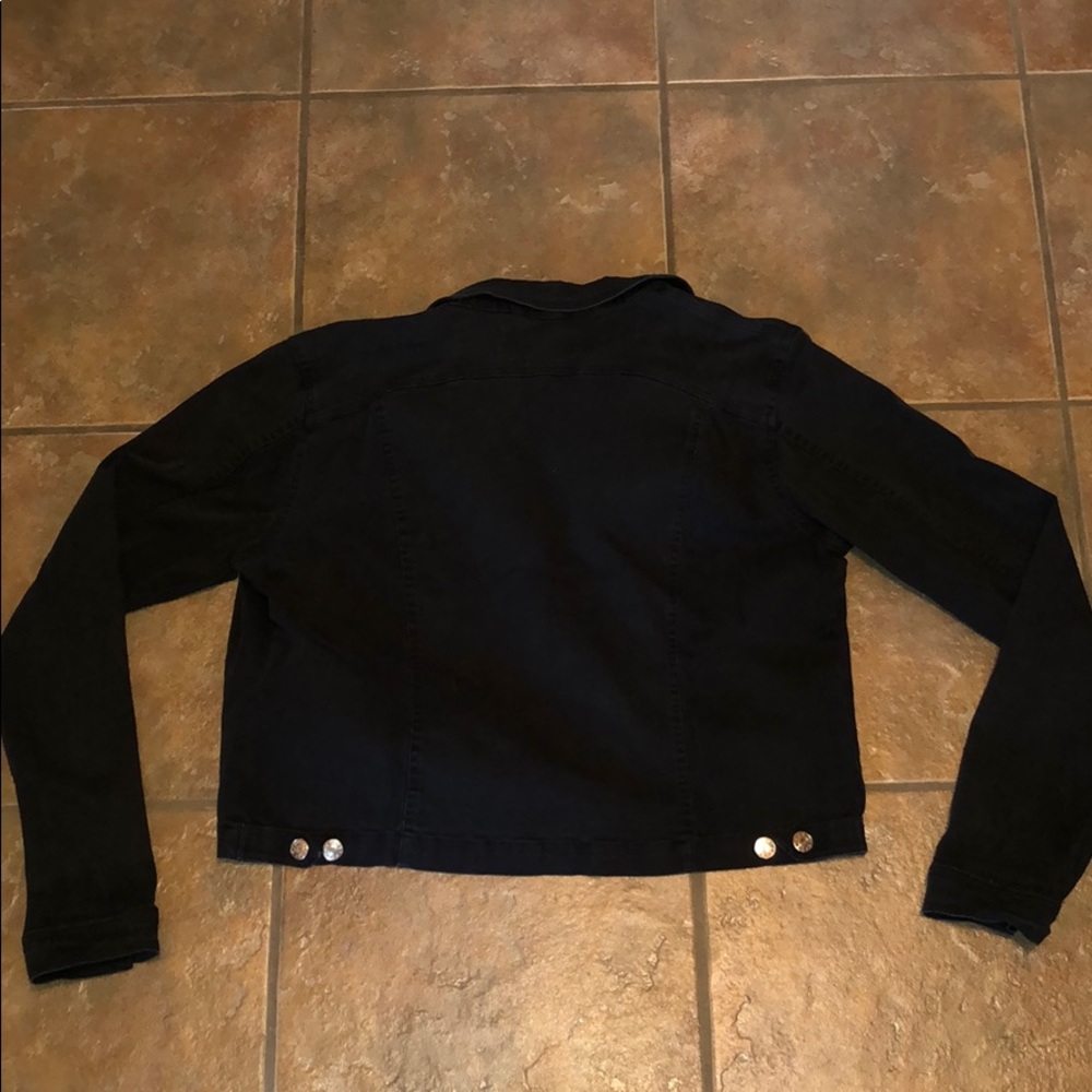 Jacket - Picture 4 of 4